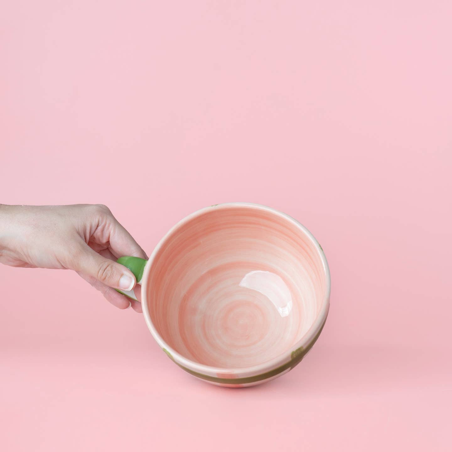 Taza Clara – Taza de cerámica artesanal pintada a mano