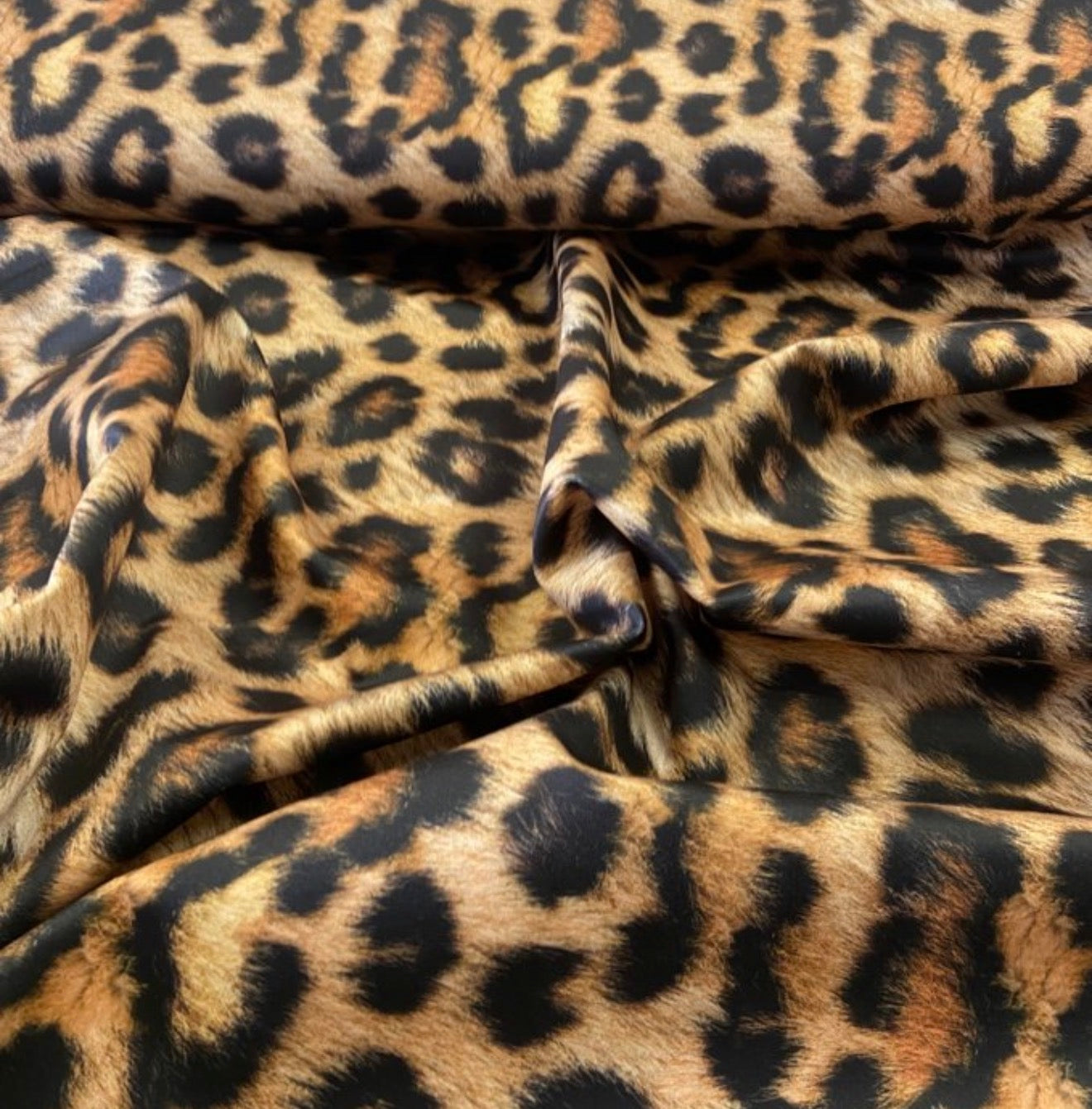 Tela Leopardo — animal print