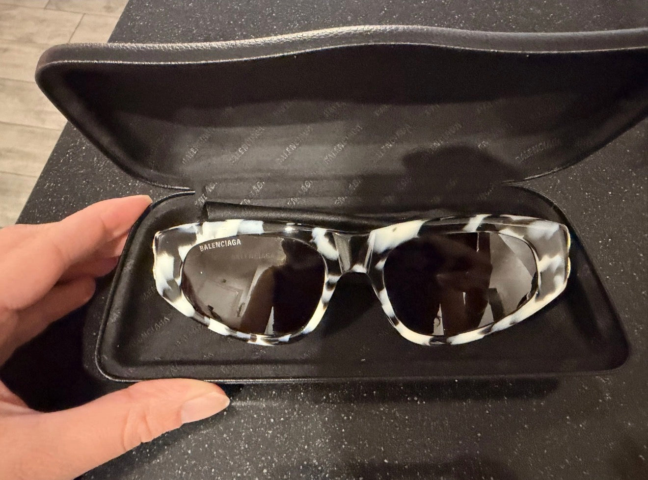 Gafas de sol Balenciaga — estampado blanco y negro