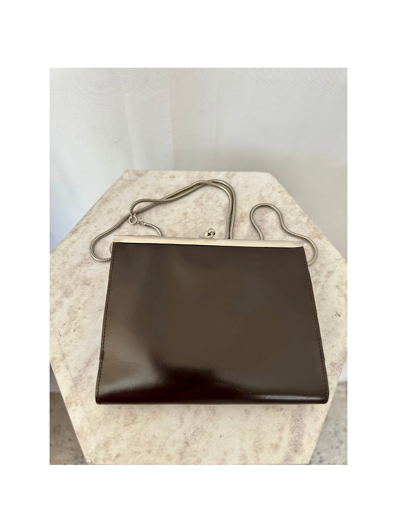 Bolso LONGCHAMP vintage años 70 · cuero marrón (bandolera de cadena)