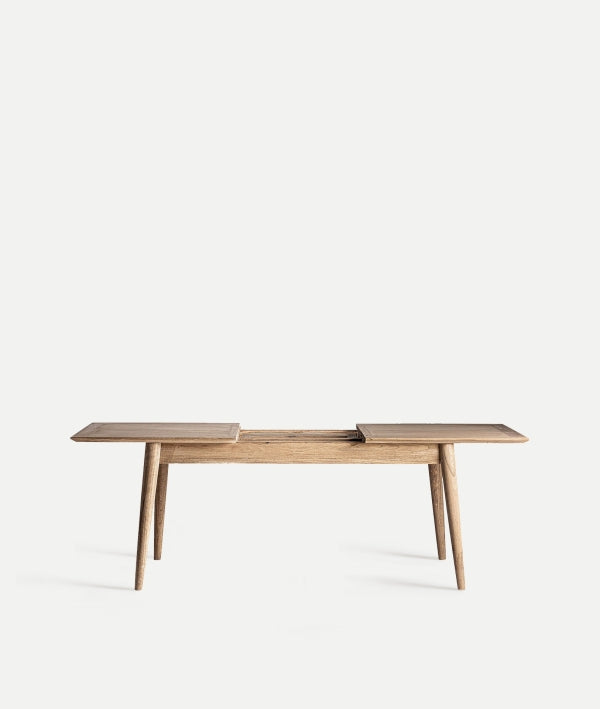 Mesa de comedor escandinava de madera natural – Marlen Gallery